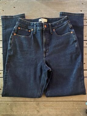 Madewell Perfect Curvy Vintage Straight Jeans in Dark Indigo